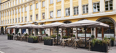 Terrasse des Dallmayr Bar&Grill im Stammhaus in München