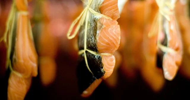 Spécialités de saumon Dallmayr - Rien ne remplace le travail manuel