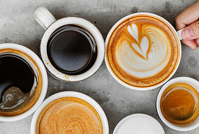 Caffè Crema, Cappuccino mit Latte Art und Espressi