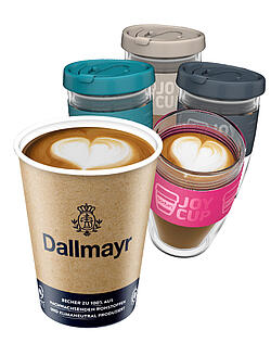 Una tazza monouso Dallmayr e quattro tazze riutilizzabili Dallmayr Joycup